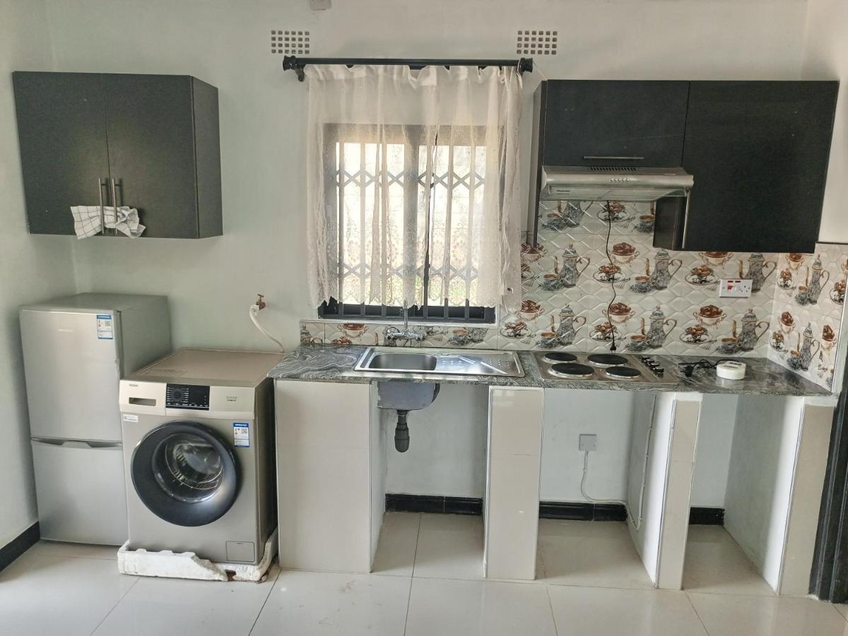 Matt Bed And Breakfast 利隆圭 外观 照片