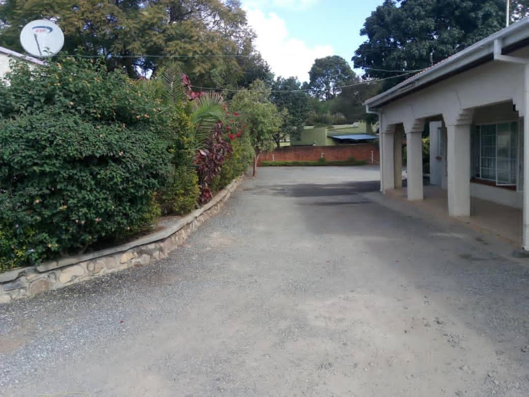 Matt Bed And Breakfast 利隆圭 外观 照片